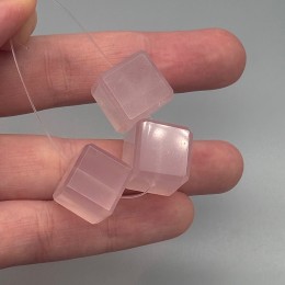 Каменные бусины, Розовый кварц, мадагаскарский, люкс, кубик, бусина, размер 15 мм, цена за 1 шт.