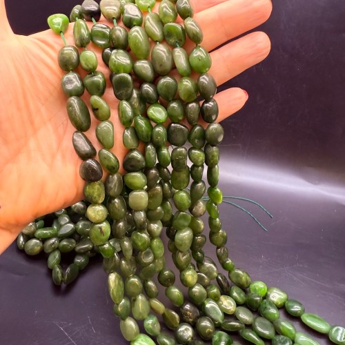 Каменные бусины, Нефрит, (Россия), фриформы, 11-16 мм, длина нити 40 см