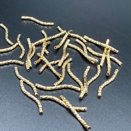 Разделитель, трубочка, рифленная, изогнутая, латунь, цвет золото, размер 20х1,5 мм