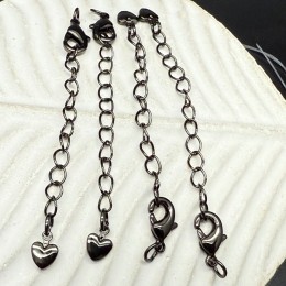 Карабин, замочек, латунь, цвет-вороненая сталь, 12 мм, с удлинителем 50 мм, подвеска-сердечко объемное, цена за 1 шт