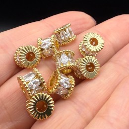 Разделитель с фианитами, латунь, цвет золото, размер 8х6,5 мм, цена за 1 шт.