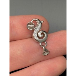 Замок, карабин, с циркониями, с концевиками, модель SS 925, покрытие родий, общий размер 26х8 мм, цена за шт.