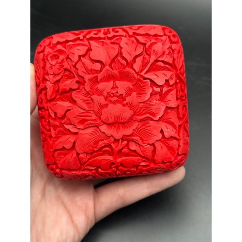 Шкатулка лаковая резная, №5, размер 9х4 см