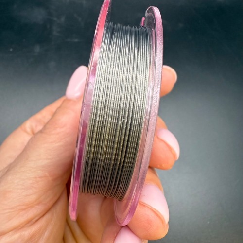 Тросик ювелирный SakuLux (Япония), 7 стальных струн, с силиконовым покрытием, цвет платина, толщина 0,45 мм, 10 м в катушке