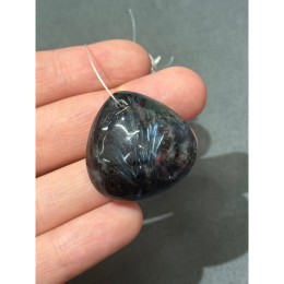 Подвеска №3, Нууммит (Антофиллит), капля, размер 31х30 мм, цена за 1 шт.