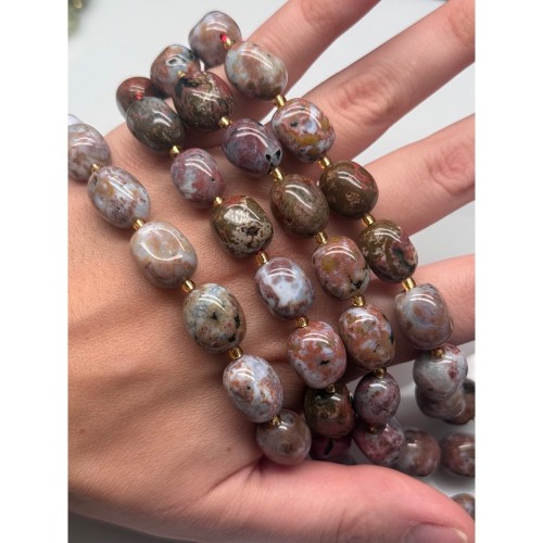 Каменные бусины, Яшма океаническая, фриформы, размер ~14-16 мм, длина нити 39 см