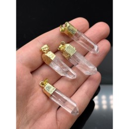 Подвеска, Кварц, кристалл, в оправе, цвет- золото, размер ~33-37 мм, цена за 1 шт.