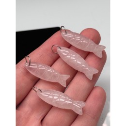 Подвеска, Рыбка, розовый кварц, размер ~34х10 мм, цена за 1 шт.