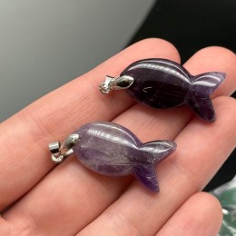 Подвеска, Рыбка, аметист, цвет оправы-серебро, размер ~30х15 мм, цена за 1 шт.
