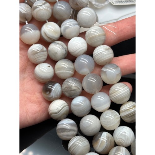 Каменные бусины, Агат, серый, шарик гладкий, 15,5-16 мм, длина нити 38 см