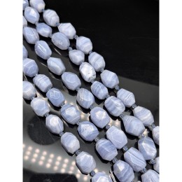 Каменные бусины, Сапфирин, Голубой Агат, фриформы, огранка, размер ~18х13 мм, длина нити 19 см, на нити 8-9 бусин