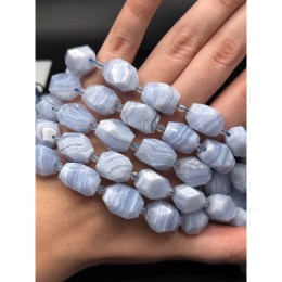 Каменные бусины, Сапфирин, Голубой Агат, фриформы, огранка, размер ~18х13 мм, длина нити 19 см, на нити 8-9 бусин