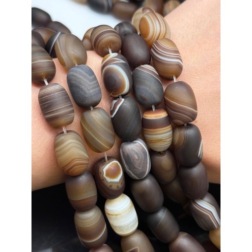 Каменные бусины, Агат коричневый, матовый, бочонок, 18х12 мм, длина нити 38-39 см