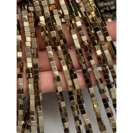 Каменные бусины, Гематит синтетический, светлое золото, кубик, размер 4х4 мм, нить 40 см