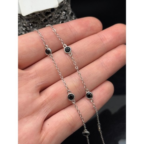 Цепь № 59, с черным кристаллом, цвет серебро, размер звена 2х2,5 мм, цена за 0,5 метра