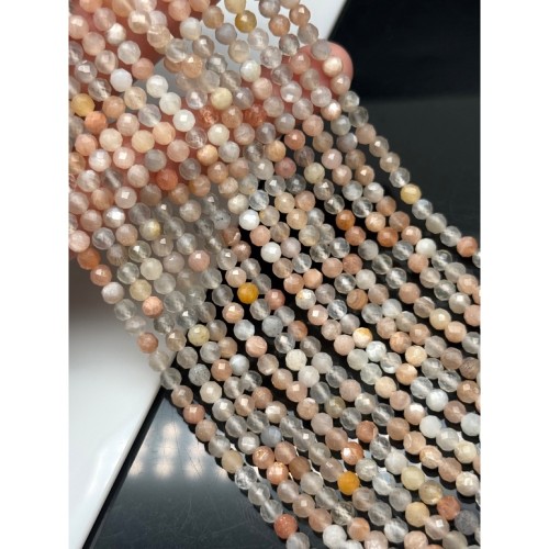 Каменные бусины, Лунный + Солнечный камень (олигоклаз), микс, шарик огранка, 4 мм, длина нити 38 см