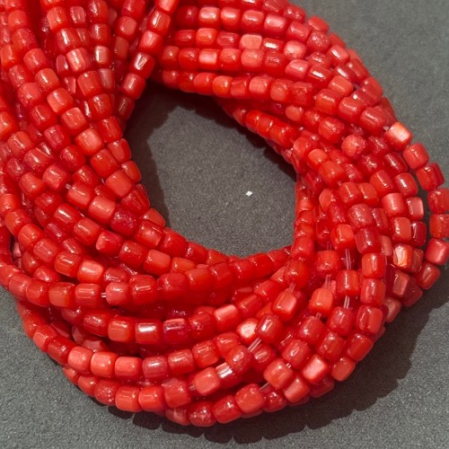 Каменные бусины, Перламутр красный, тонированный, бочонок, 3х3 мм, длина нити 38 см