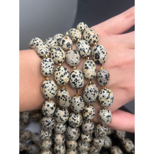 Каменные бусины, Яшма далматиновая, фриформы, овал, ~17х12 мм, длина нити 40 см