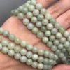 Каменные бусины, Жадеит, шарик гладкий, 8 мм, длина нити 37 см