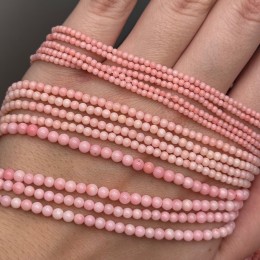 Каменные бусины, Коралл, розовый, светлый, тонированный, шарик гладкий, 3,5-4 мм, длина нити 39 см