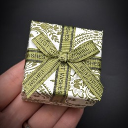 Подарочная коробочка, с ложементом, цвет белый с узором, матовый, размер 50х50х30 мм, цена за шт