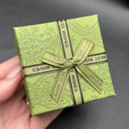 Подарочная коробочка, с ложементом, цвет зеленый с узором, матовый, размер 73х73х35 мм, цена за шт