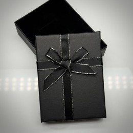 Подарочная коробочка, с ложементом, цвет черный с лентой, размер 70х90х30 мм, цена за шт