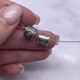 Бусина "Мантры", тайское серебро, размер 9,5х8 мм, цена за 1 шт.