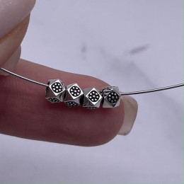 Разделитель, тайское серебро, размер 4х4 мм, цена за 1 шт.