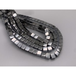 Каменные бусины, Гематит синтетический, серебро, кубик, размер 4х4 мм, нить 38 см