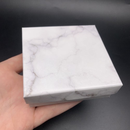 Подарочная коробочка, с ложементом, картонная, белая, мраморная, размер 90х90х30 мм