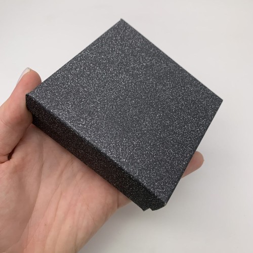 Подарочная коробочка, с ложементом, картонная, черная, блестящая, размер 90х90х30 мм