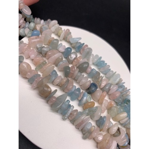 Каменные бусины, Берилловый микс, крошка, фриформы, 9х4 мм, длина нити 38 см