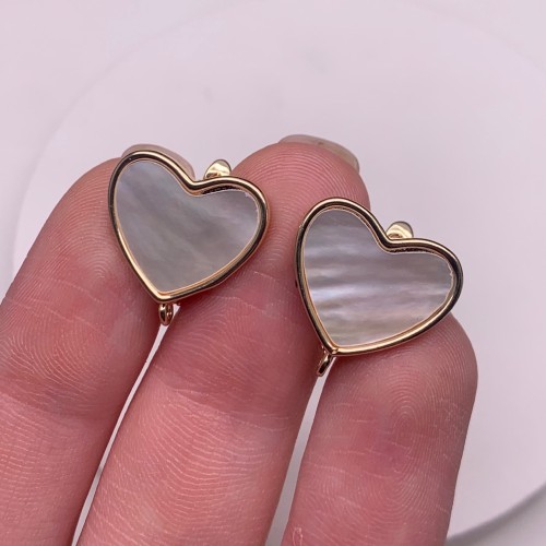 Швензы, сердце, вставка перламутр, латунь, цвет золото, размер 17х12 мм