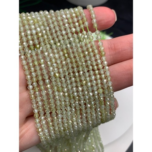 Каменные бусины, Цирконий кубический, (т.н. Циркон), желто-зеленый кристалл, шарик огранка, 3 мм, длина нити 38 см