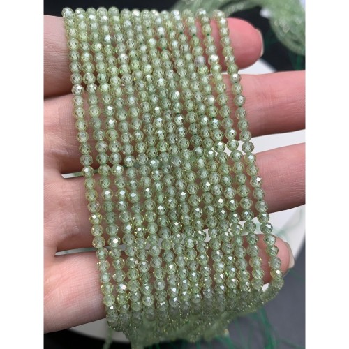 Каменные бусины, Цирконий кубический, (т.н. Циркон), светло-зеленый кристалл, шарик огранка, 3 мм, длина нити 38 см