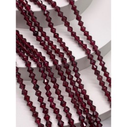 Каменные бусины, Гранат, биконус, размер 3,8-4,4 мм, длина нити 38 см