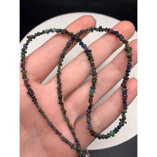 Каменные бусины, Опал, Эфиопский чёрный, люкс, фриформ, размер 2-3 мм, длина нити 43 см