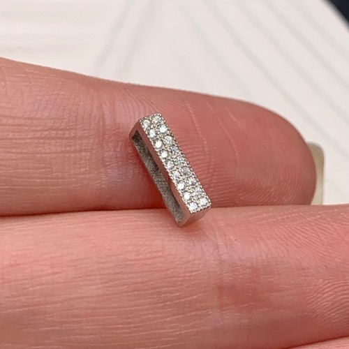 Разделитель, с фианитами, родированное серебро 925 пробы, на многорядное украшение, размер 11х3 мм