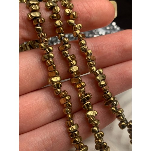 Каменные бусины, Гематит синтетический, фриформы, цвет золото, размер 4х6 мм, длина нити 40 см