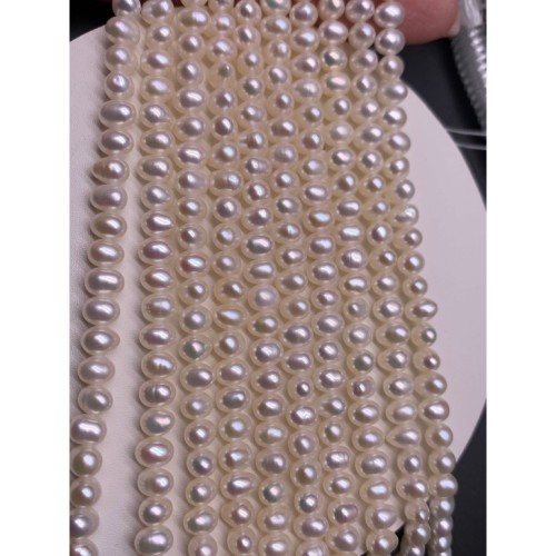 Каменные бусины, Жемчуг, белый, 4,5-5 мм, длина нити 39-40 см