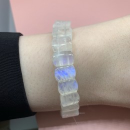 Браслет "Лунный камень" премиум 10x7 мм, 24 пластины