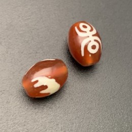 Бусина Дзи "718" из сердолика, Летучая мышь, Насекомое счастья, размер 12х9 мм