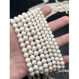 Каменные бусины, Коралл, белый, шарик гладкий, 6 мм, длина нити 38 см