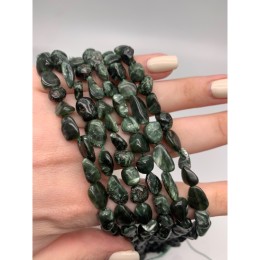 Каменные бусины, Серафинит, Клинохлор, фриформы, размер 11х9 мм, длина нити 38 см