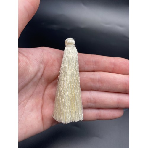 Кисточка, молочного цвета, 66 мм, цена за штуку