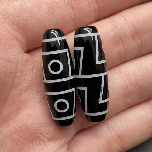 Бусина Дзи "52" из агата, 4 глаза, размер 30х10 мм, цена за 1 шт