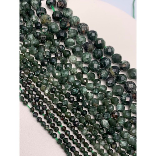 Каменные бусины, Серафинит, Клинохлор, люкс, шарик, огранка, размер 4 мм, длина нити 38 см