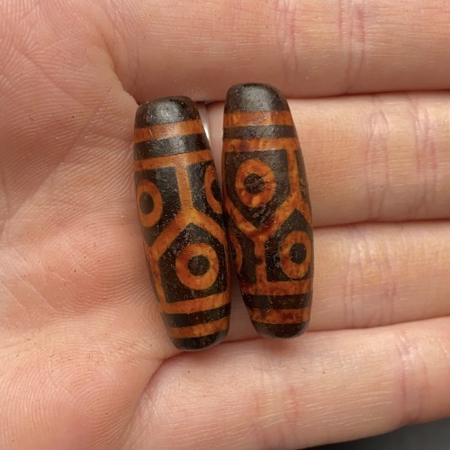 Бусина Дзи "363", Агат, 6 глаз черепахи, состаренная, 30х10 мм, цена за 1 шт