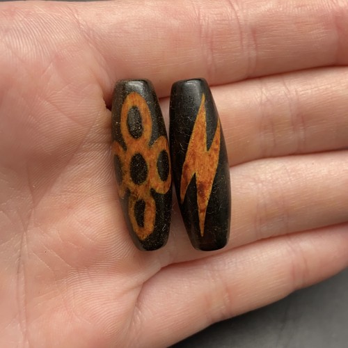 Бусина Дзи "384", Агат, Гаруда Молния, состаренная, 30х10 мм, цена за 1 шт